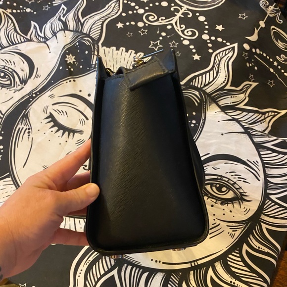 MICHAEL KOHRS HANDBAG & WALLET - Picture 5 of 16